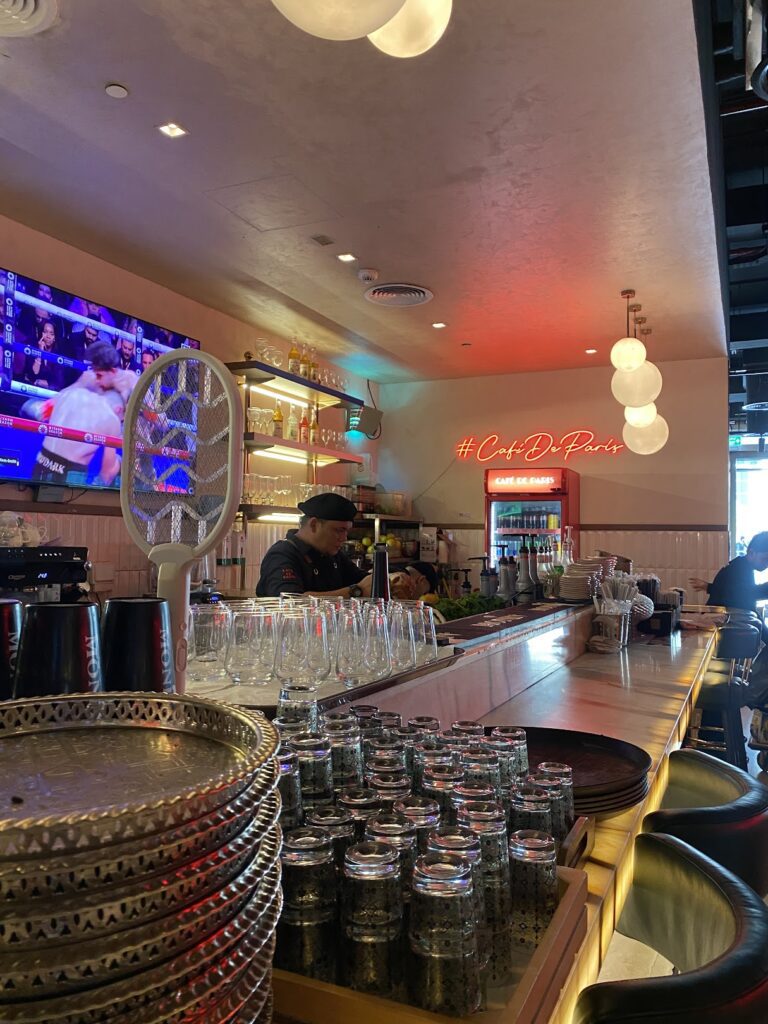 cafedeparis-dubai_81428596